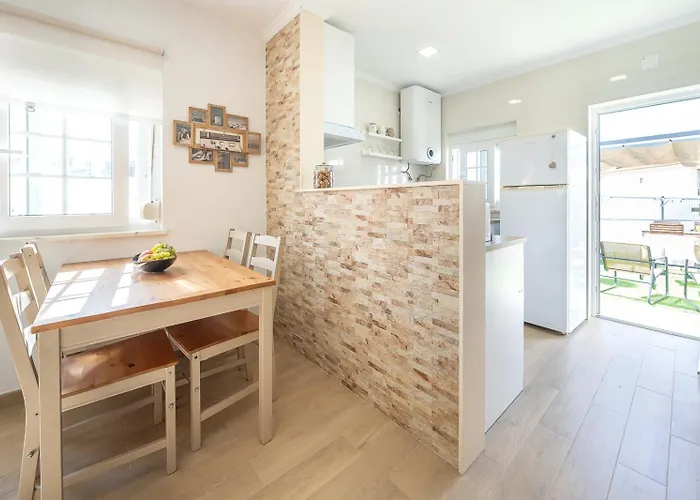 Assenta House - T2 بيت للعطل *